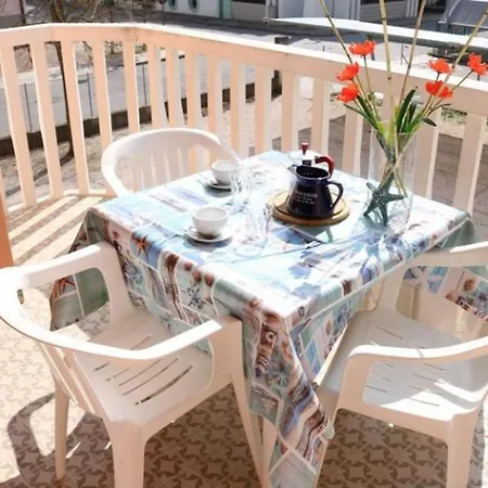 דירה Cosy Flat 80mt From The Sea