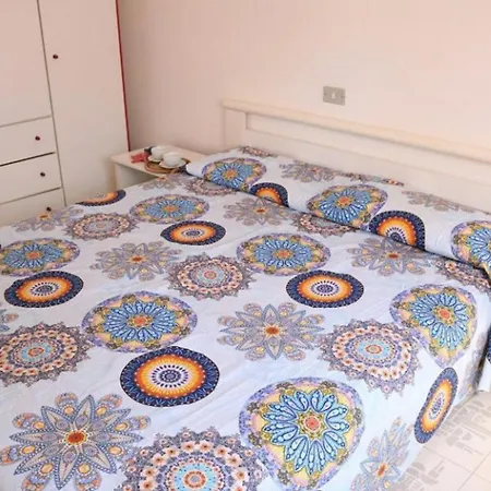 Cosy Flat 80mt From The Sea * ביביונה
