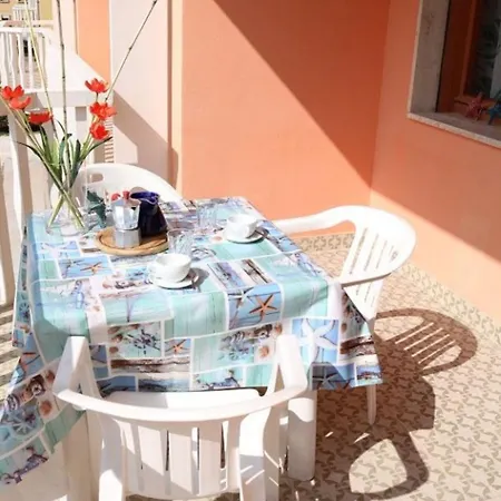 דירה Cosy Flat 80mt From The Sea